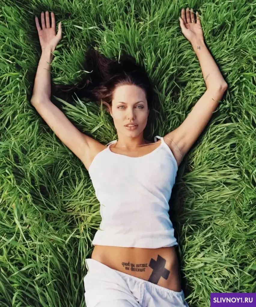 Слитые фото — Angelina jolie sliv — на сайте сливы-тг.ком