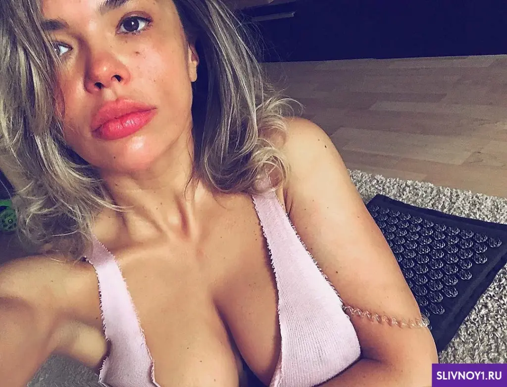 Слитые фото — Karina zvereva golaya 138 — на сайте сливы-тг.ком