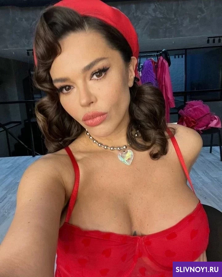 Слитые фото — Karina zvereva golaya 227 — на сайте сливы-тг.ком