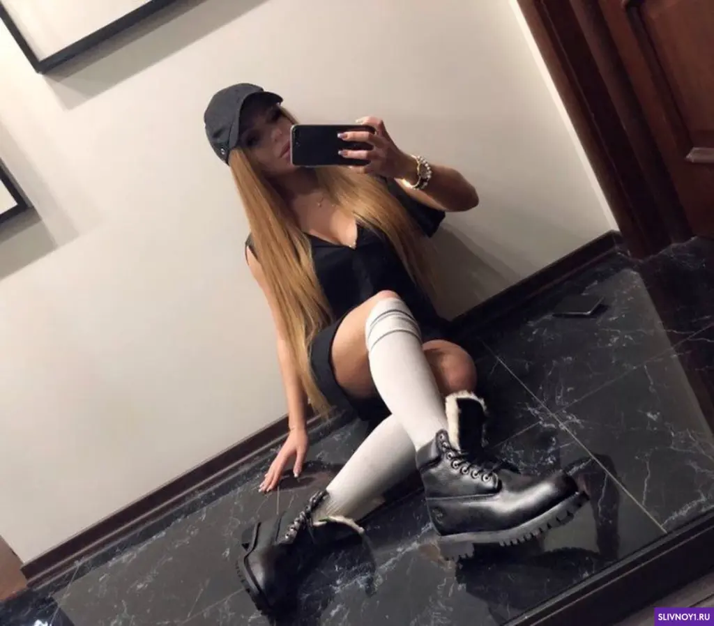 Слитые фото — Karina kross sliv 039 — на сайте сливы-тг.ком