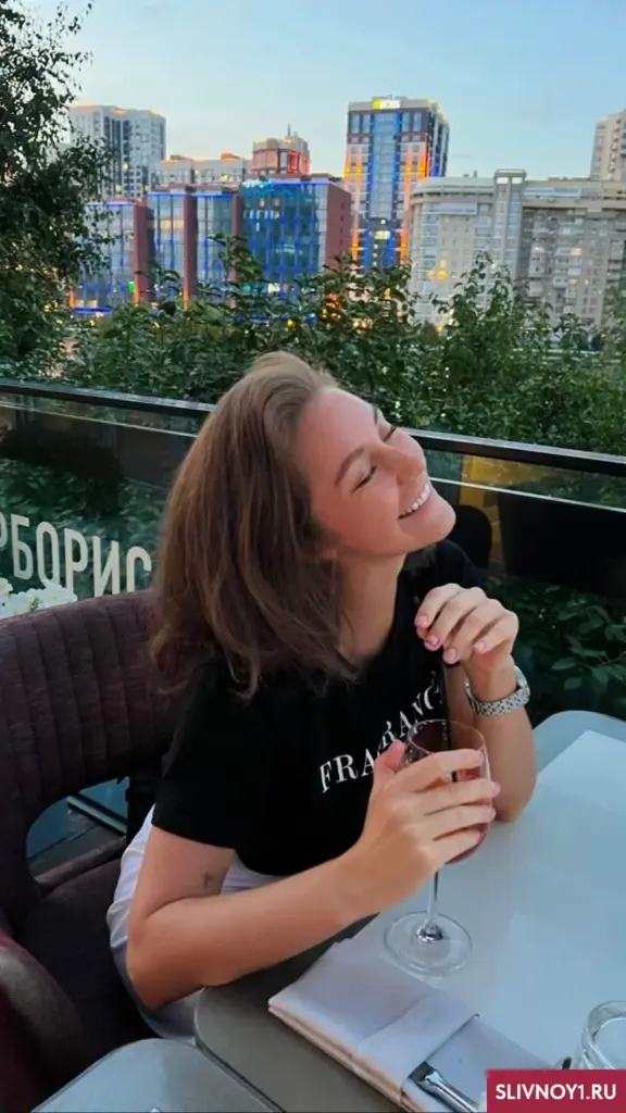 Слитые фото — Olga katysheva 20260109161008 126 720x1280 — на сайте сливы-тг.ком