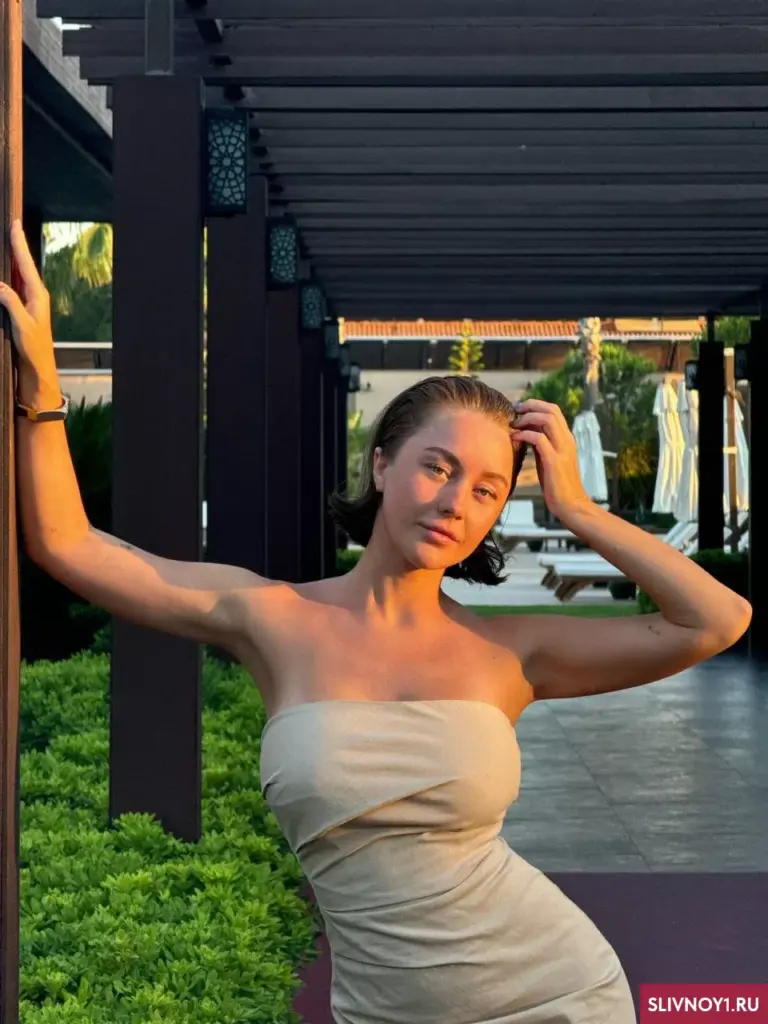 Слитые фото — Olga katysheva 20260109161008 58 960x1280 — на сайте сливы-тг.ком