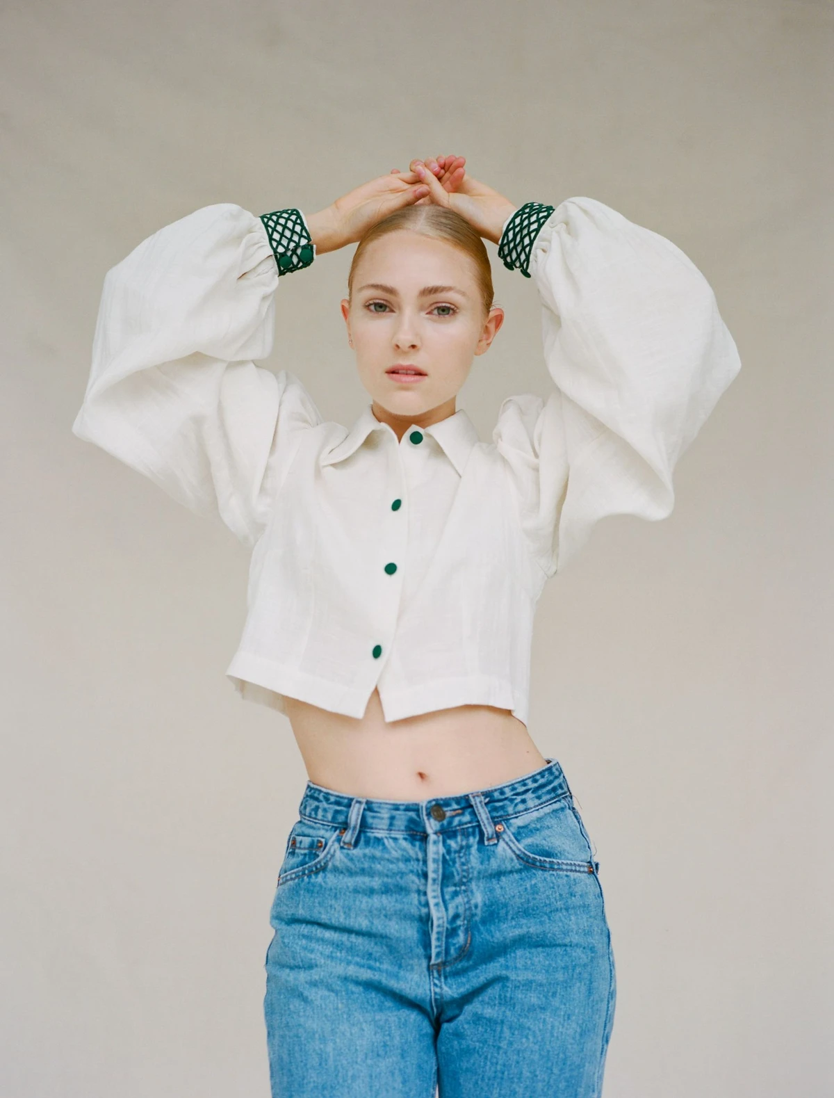 Слитые фото — Annasophia robb 35 — на сайте сливы-тг.ком