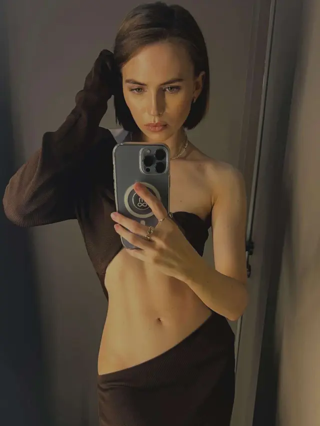 Яна Енжаева