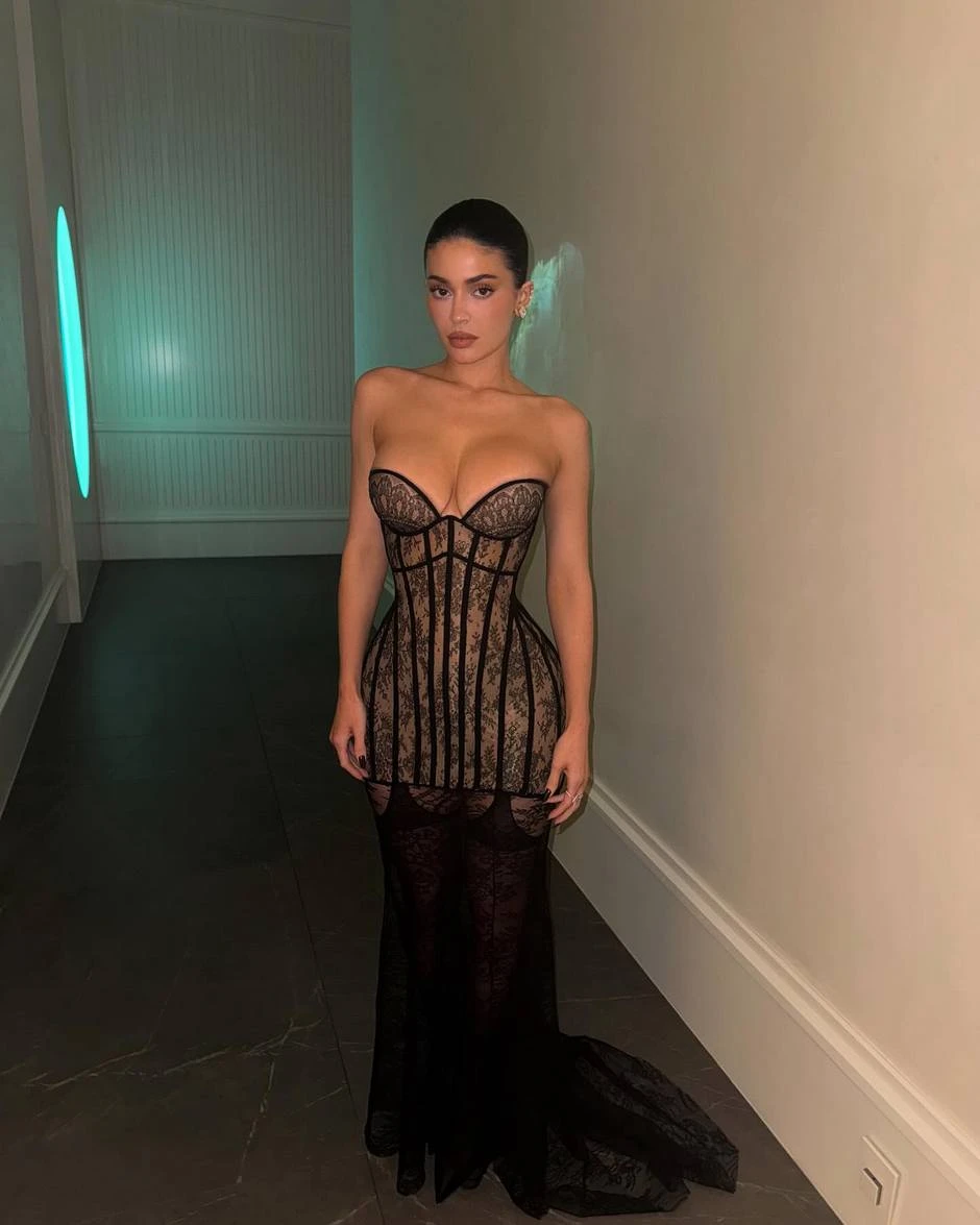 Слитые фото — Kylie jenner 022 — на сайте сливы-тг.ком