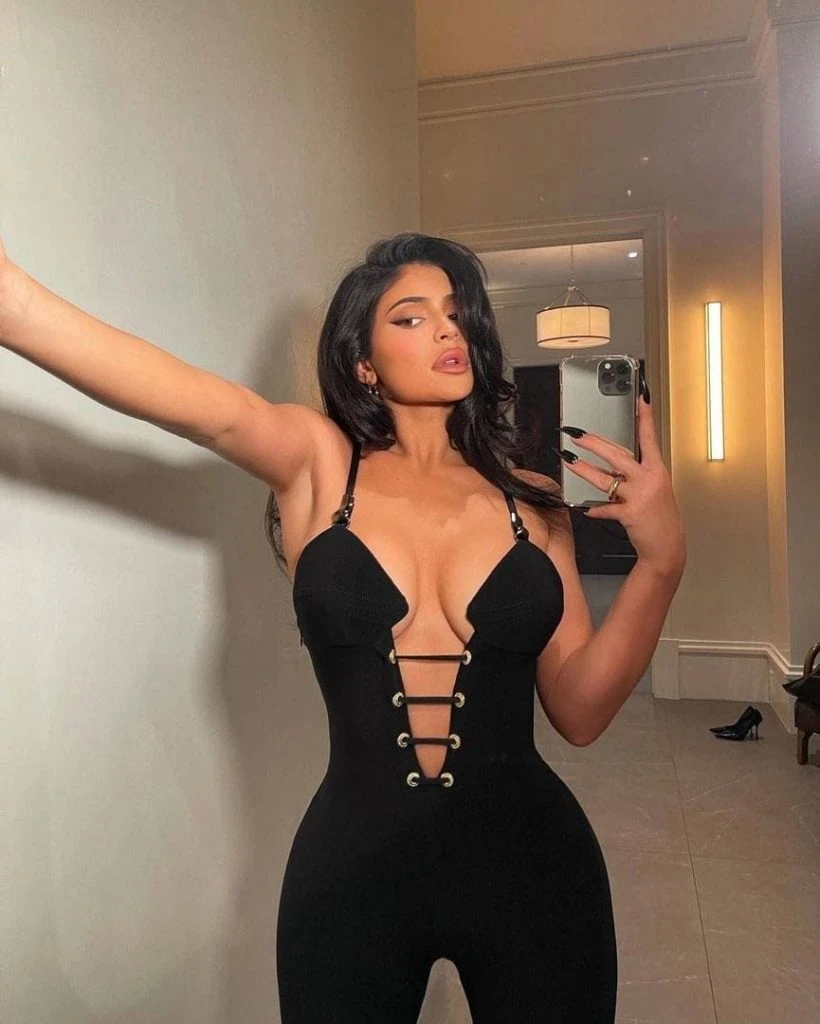 Слитые фото — Kylie jenner 089 — на сайте сливы-тг.ком