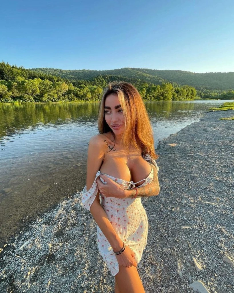 Слитые фото — Alena omovich 24 — на сайте сливы-тг.ком