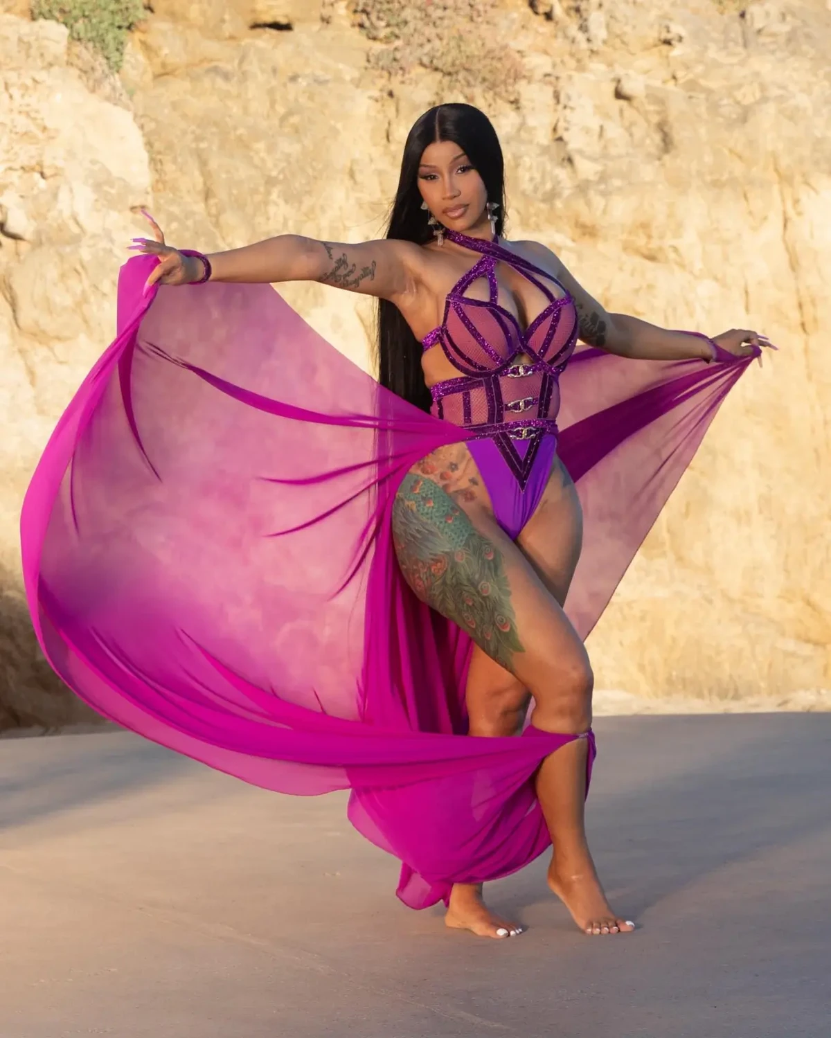 Слитые фото — Cardi b 120 — на сайте сливы-тг.ком