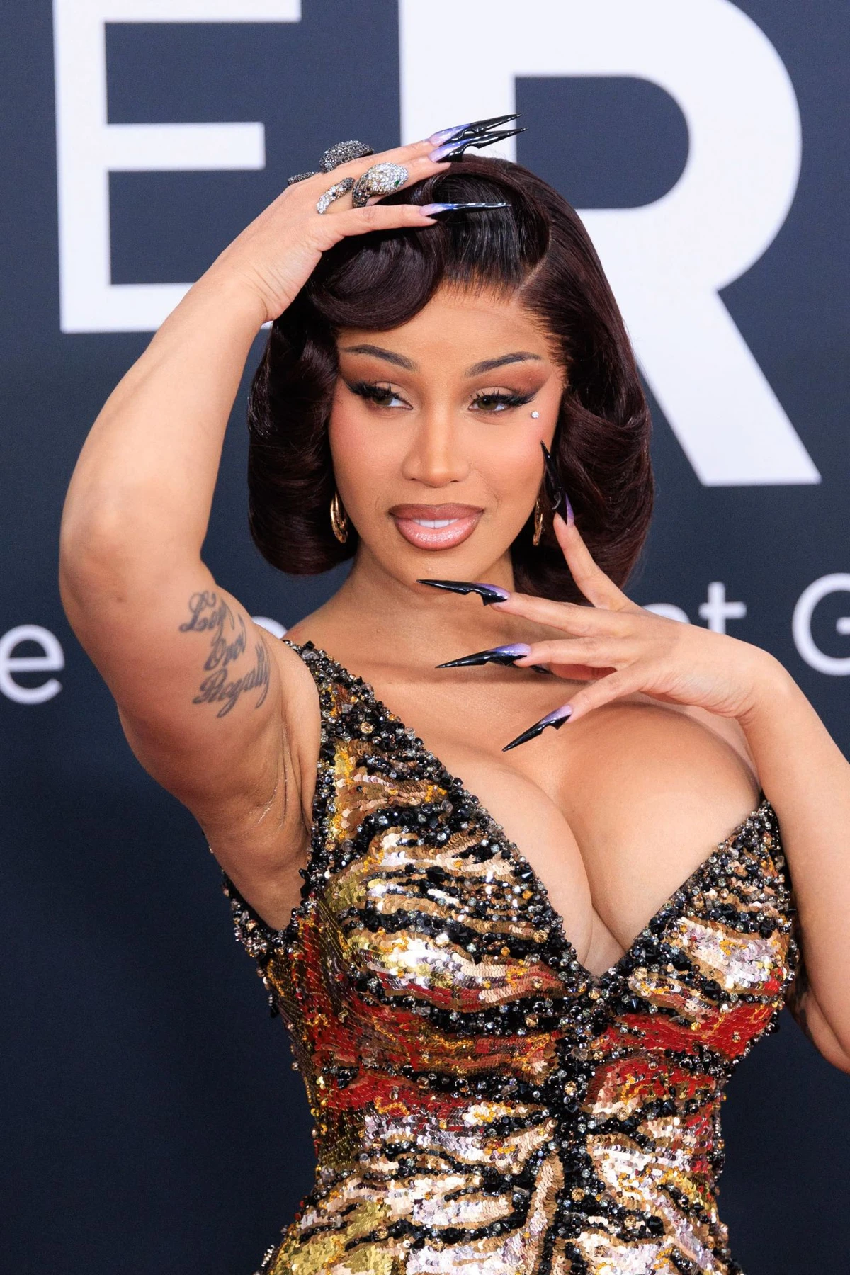 Слитые фото — Cardi b 164 — на сайте сливы-тг.ком