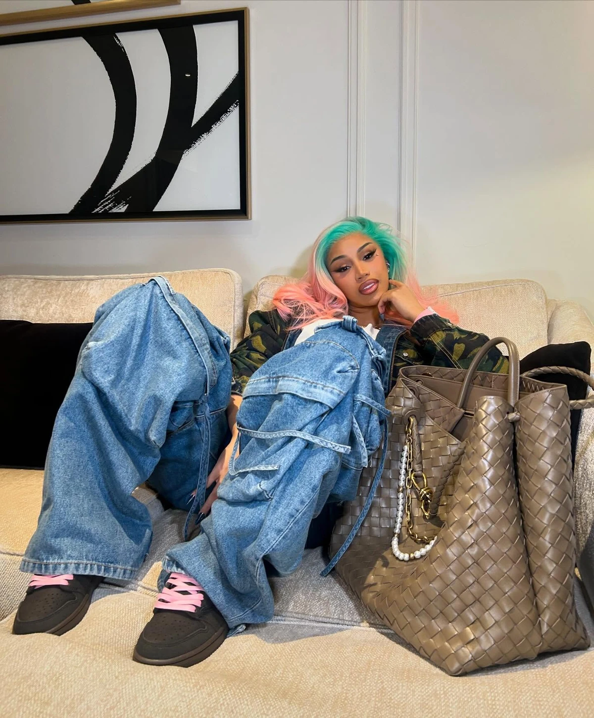 Слитые фото — Cardi b 173 — на сайте сливы-тг.ком