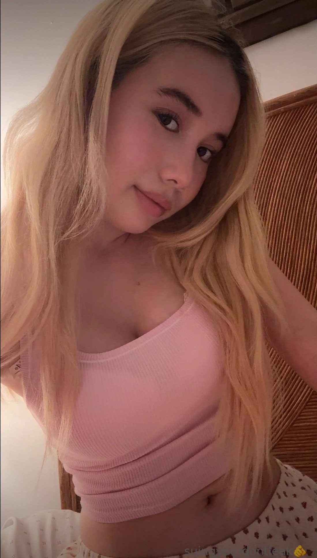 Слитые фото — Lil tay 022 — на сайте сливы-тг.ком