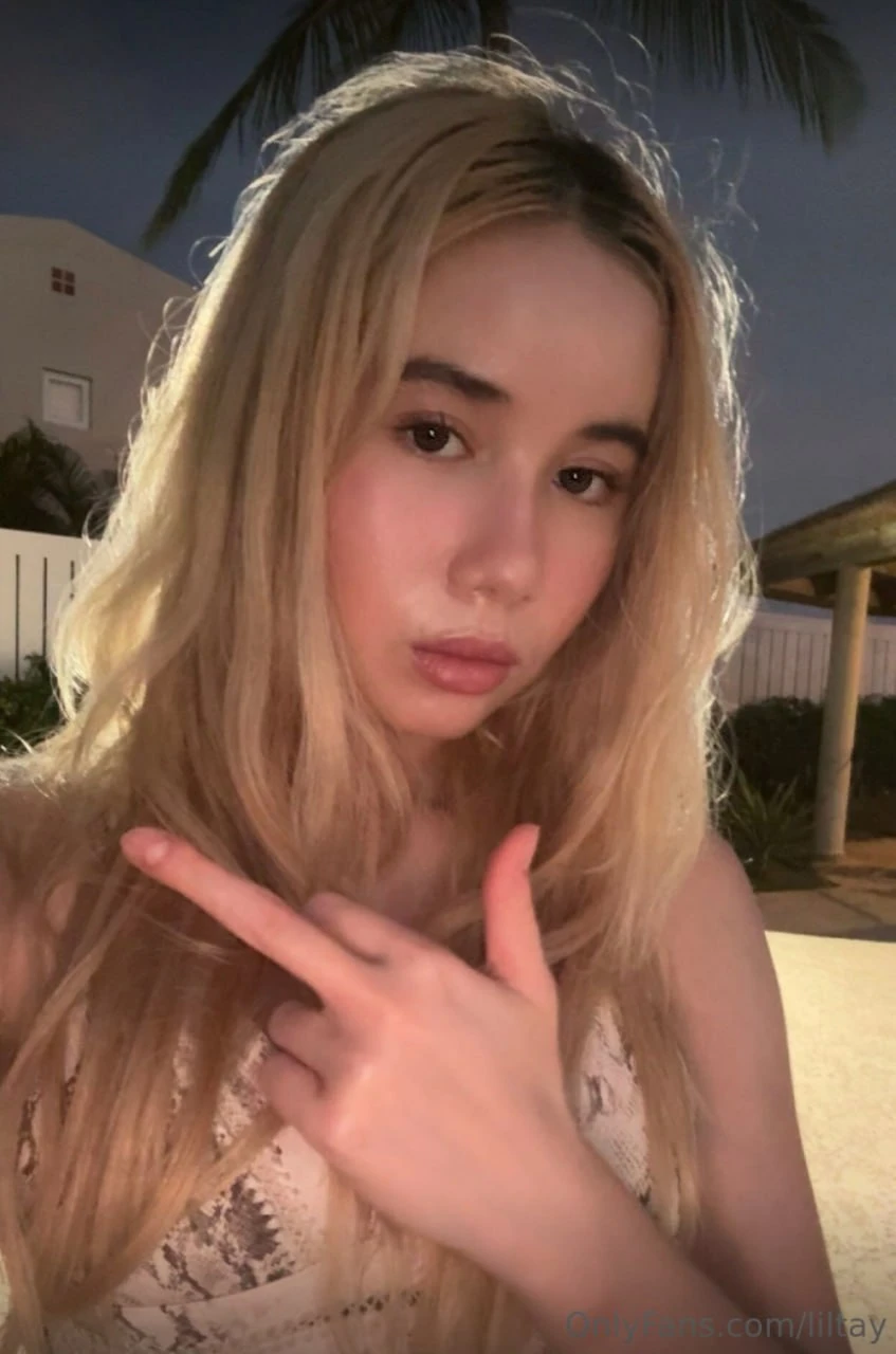 Слитые фото — Lil tay 059 — на сайте сливы-тг.ком