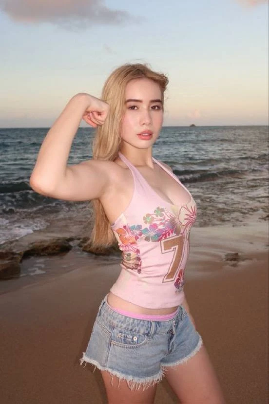 Слитые фото — Lil tay 167 — на сайте сливы-тг.ком